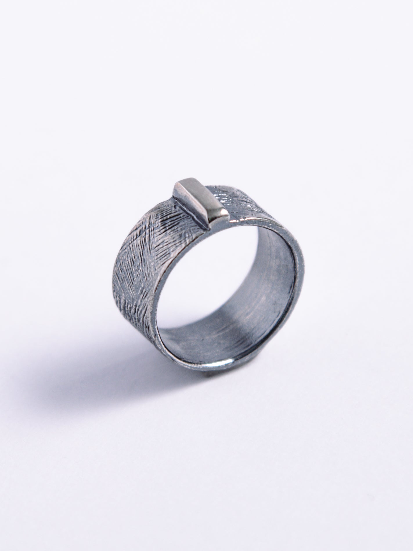 TEXTURE-06 Ring