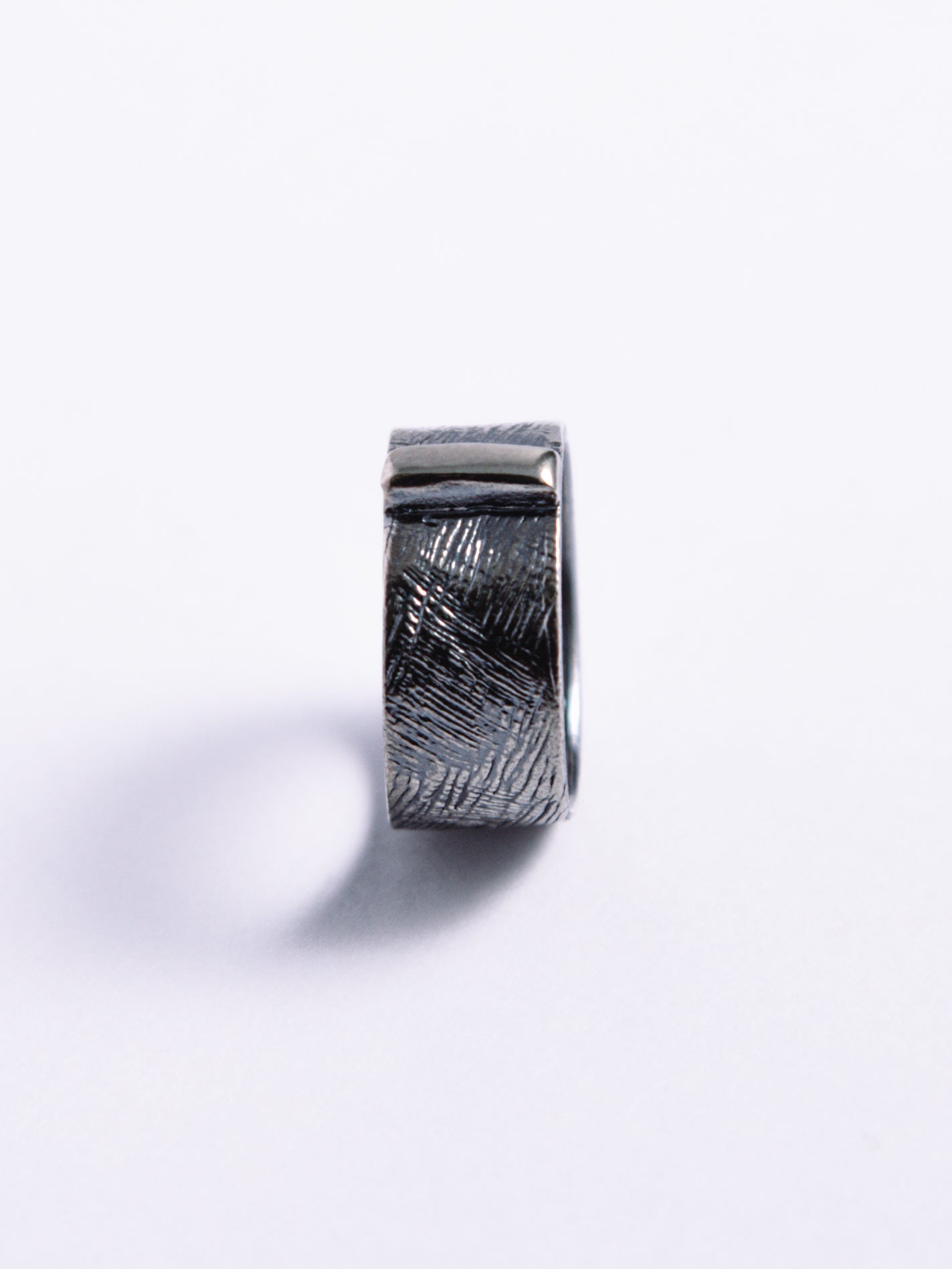 TEXTURE-06 Ring